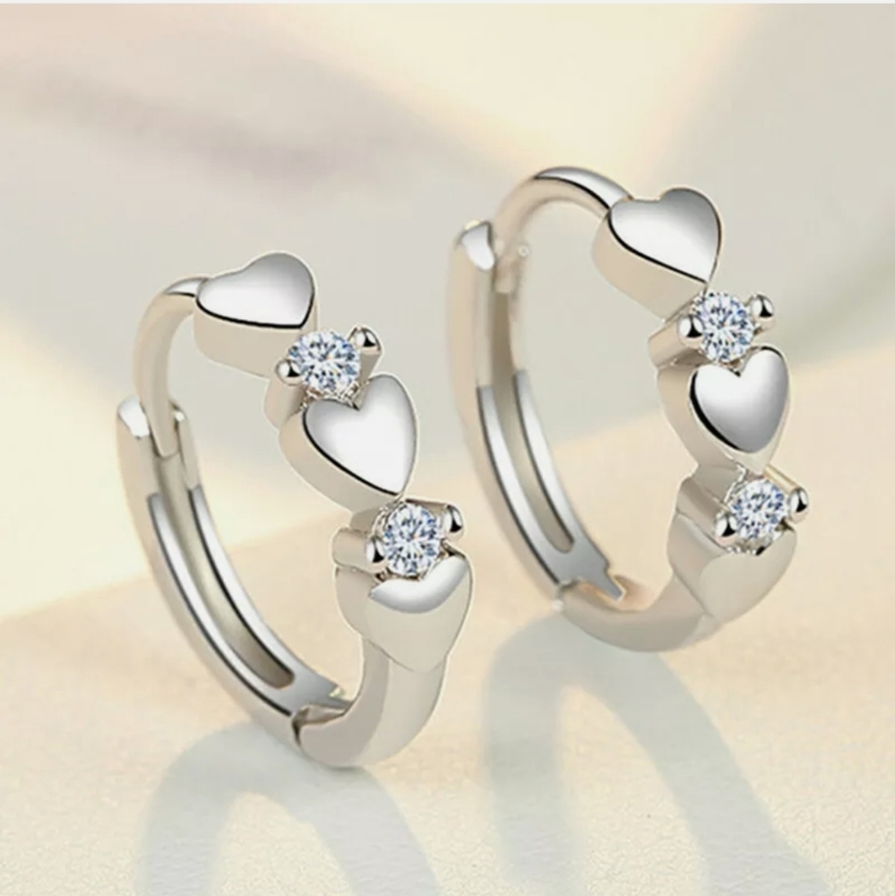 New Fashion Heart 925 Silver Hoop Earrings - Picture 2 of 13